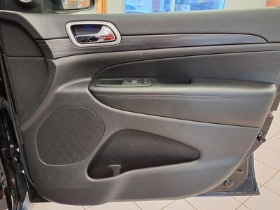 2019 Jeep Grand Cherokee Laredo E