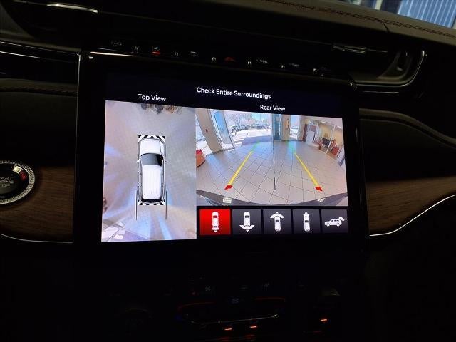 2023 Jeep Grand Cherokee Summit