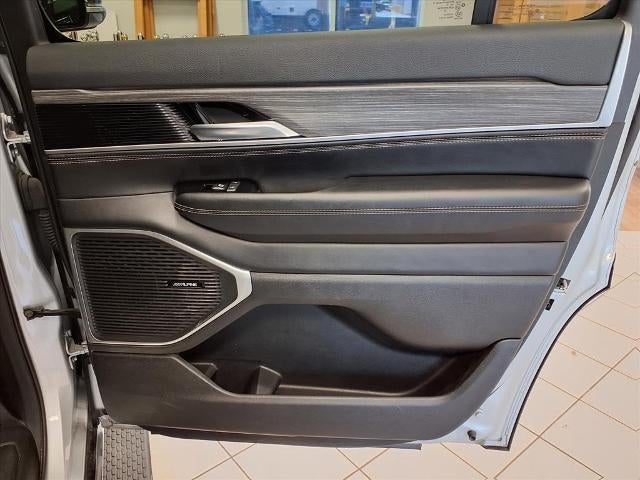 2023 Jeep Wagoneer Series III