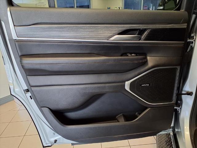 2023 Jeep Wagoneer Series III