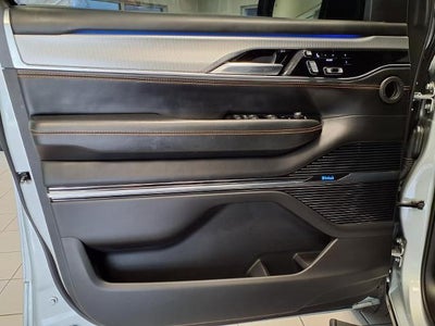 2023 Jeep Grand Wagoneer Series III