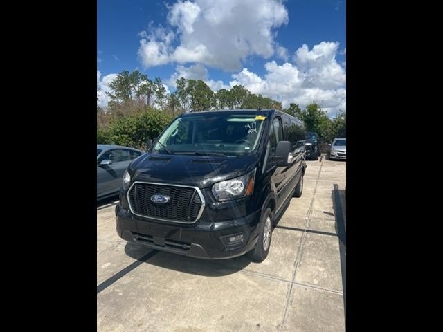 2024 Ford Transit Passenger Wagon XL