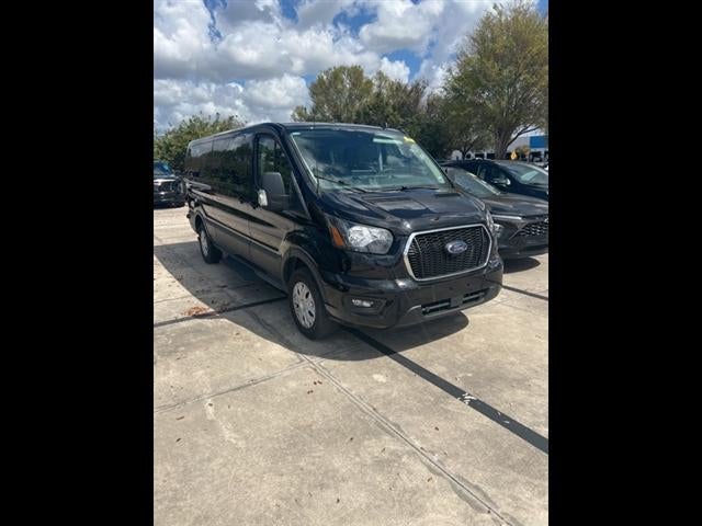 2024 Ford Transit Passenger Wagon XL