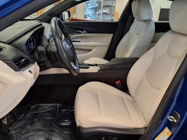 2022 Cadillac CT4 Luxury