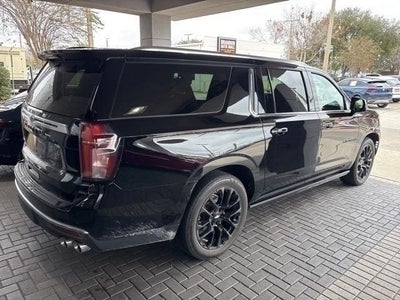 2022 Chevrolet Suburban High Country