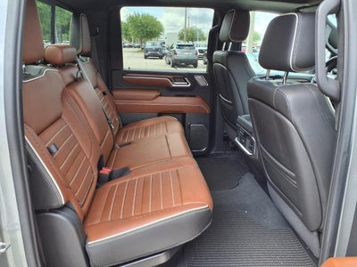2024 GMC Sierra 3500 HD Denali Ultimate DRW