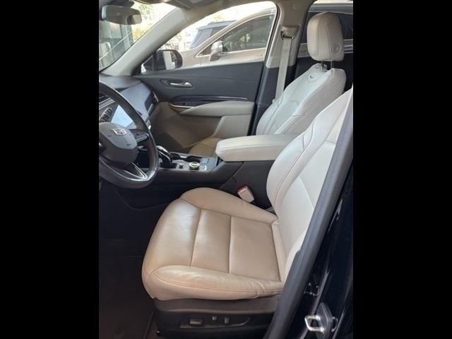 2023 Cadillac XT4 Luxury
