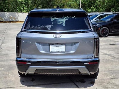 2026 Cadillac VISTIQ Luxury