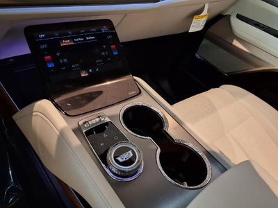 2026 Cadillac VISTIQ Luxury