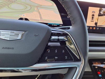 2027 Cadillac VISTIQ Luxury