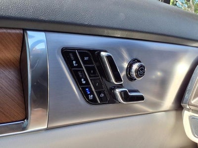 2027 Cadillac VISTIQ Luxury