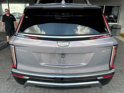 2026 Cadillac VISTIQ Luxury
