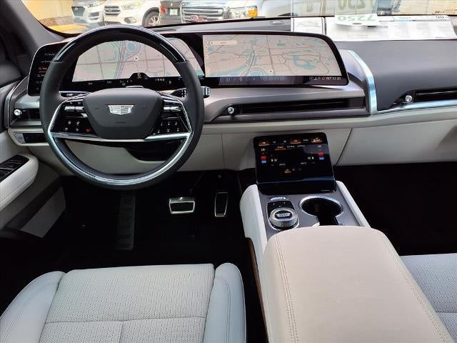 2026 Cadillac VISTIQ Luxury