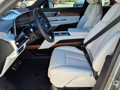 2026 Cadillac VISTIQ Luxury