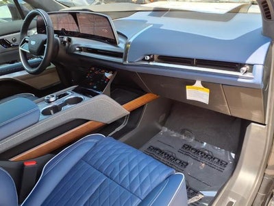 2026 Cadillac VISTIQ Premium Luxury