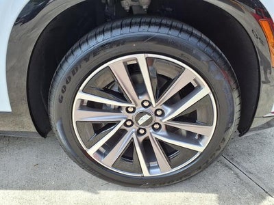 2027 Cadillac VISTIQ Sport