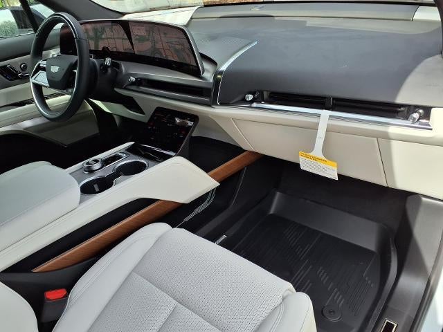 2027 Cadillac VISTIQ Sport