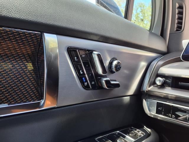 2027 Cadillac VISTIQ Sport