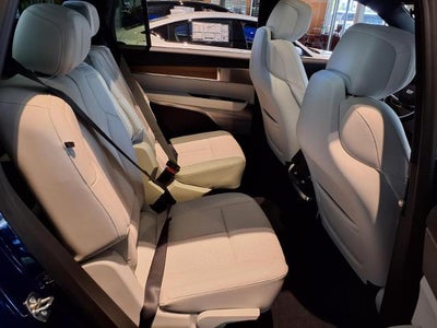 2027 Cadillac VISTIQ Sport