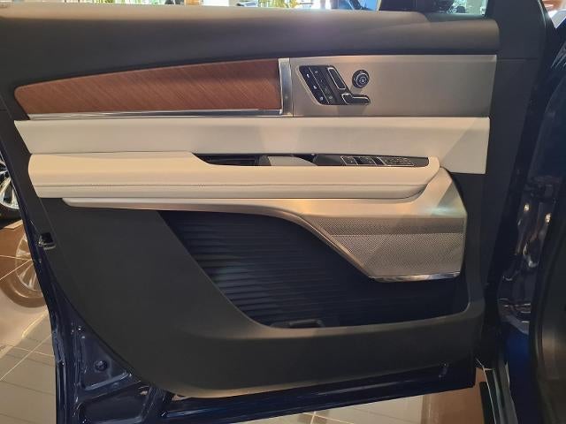 2027 Cadillac VISTIQ Sport