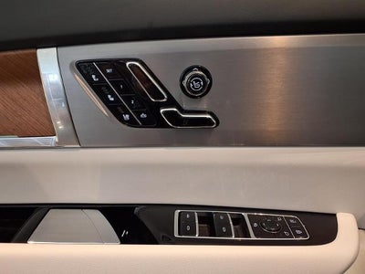 2027 Cadillac VISTIQ Sport