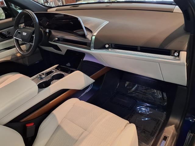 2027 Cadillac VISTIQ Sport