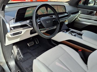 2027 Cadillac VISTIQ Sport