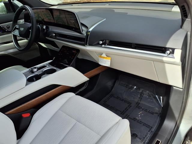 2027 Cadillac VISTIQ Sport