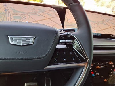 2026 Cadillac VISTIQ Platinum