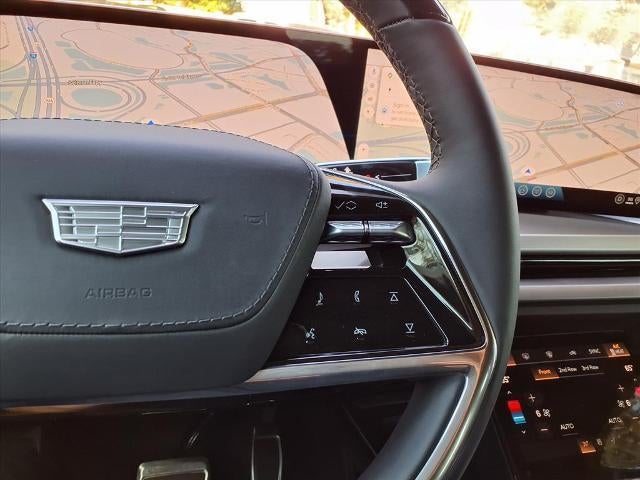 2026 Cadillac VISTIQ Platinum