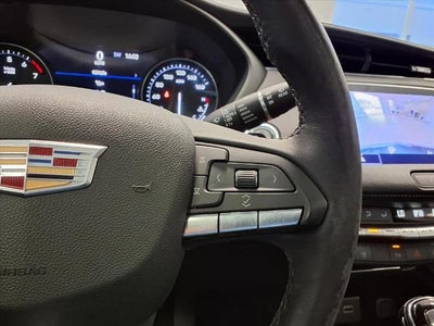 2023 Cadillac XT4 Premium Luxury