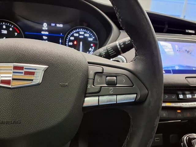 2023 Cadillac XT4 Premium Luxury