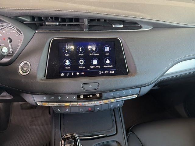 2023 Cadillac XT4 Premium Luxury