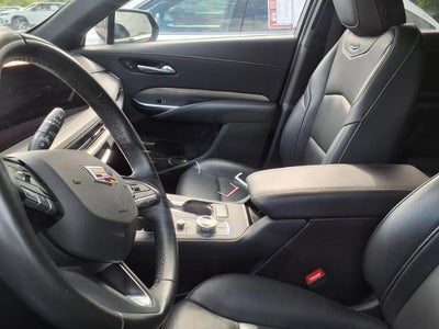 2025 Cadillac XT4 Premium Luxury