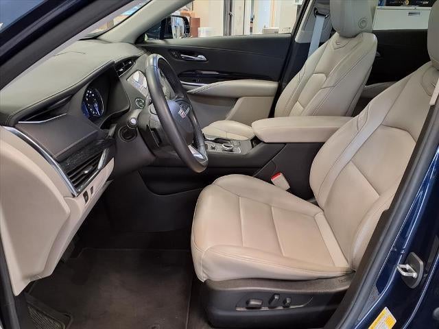 2021 Cadillac XT4 Premium Luxury