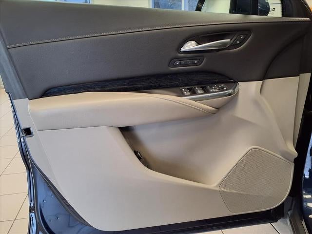 2021 Cadillac XT4 Premium Luxury