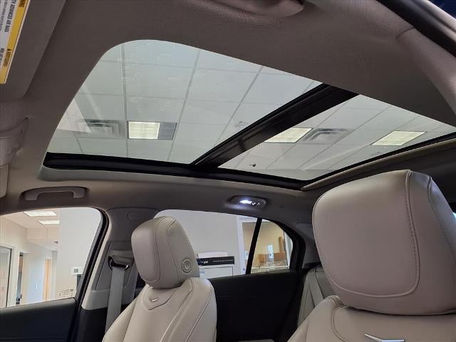 2021 Cadillac XT4 Premium Luxury