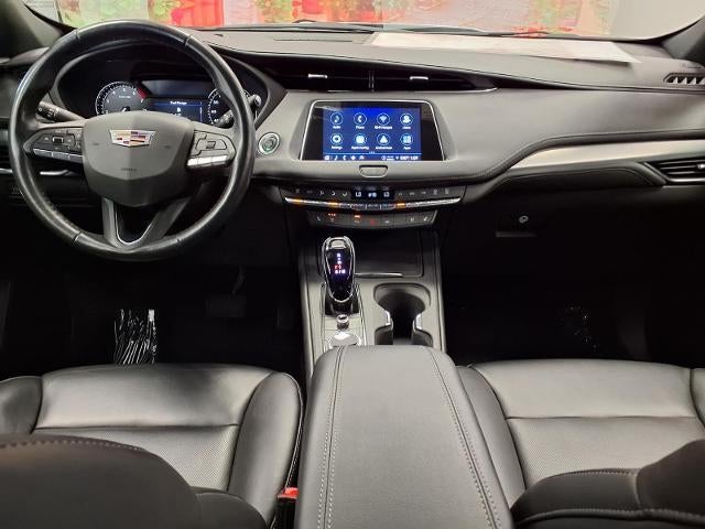 2023 Cadillac XT4 Premium Luxury
