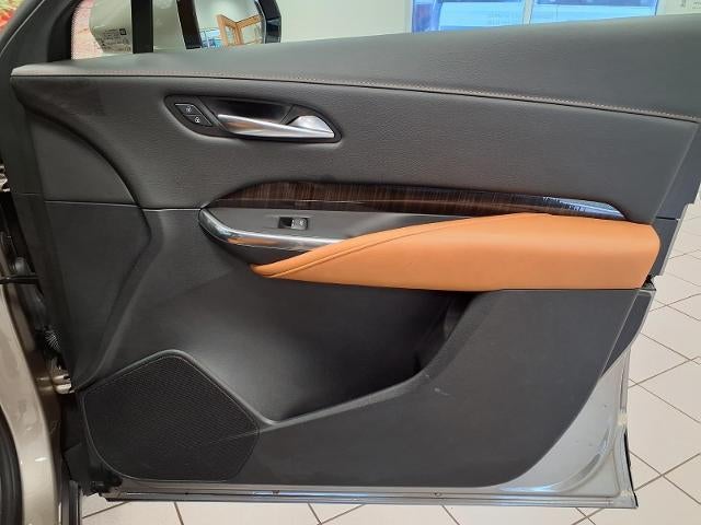 2023 Cadillac XT4 FWD Premium Luxury