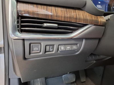 2023 Cadillac XT4 FWD Premium Luxury
