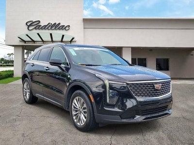 2025 Cadillac XT4 Premium Luxury