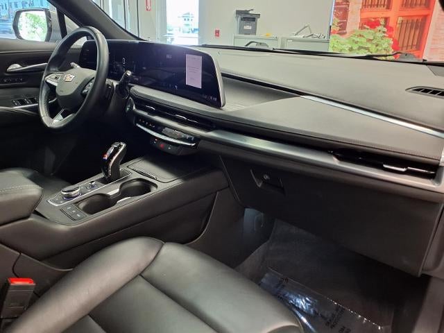 2025 Cadillac XT4 Premium Luxury