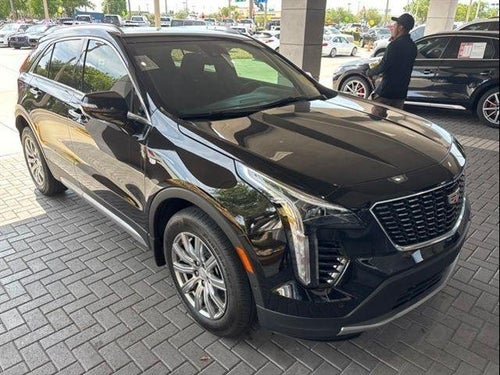 2022 Cadillac XT4 Premium Luxury