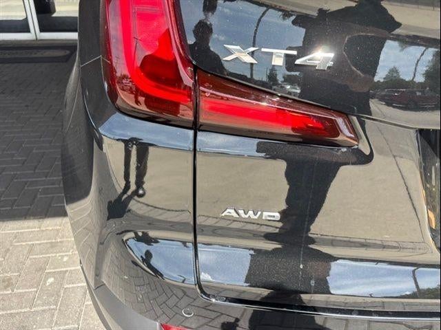 2022 Cadillac XT4 Premium Luxury