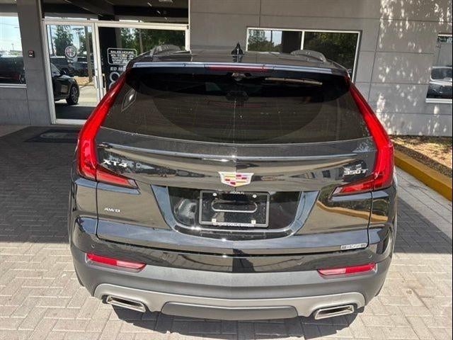 2022 Cadillac XT4 Premium Luxury
