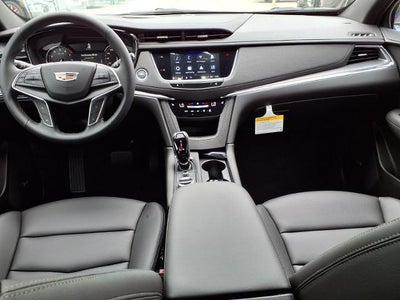 2026 Cadillac XT5 Luxury