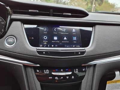 2026 Cadillac XT5 Luxury