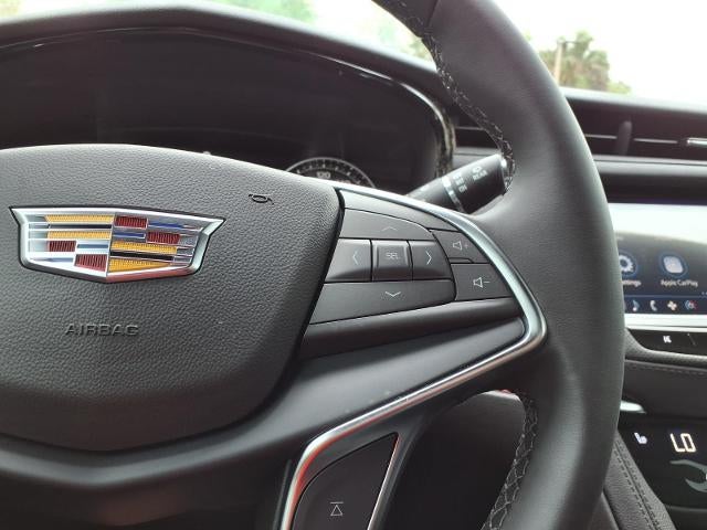 2026 Cadillac XT5 Luxury