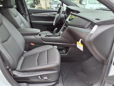 2026 Cadillac XT5 Luxury
