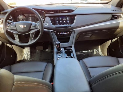 2026 Cadillac XT5 Luxury